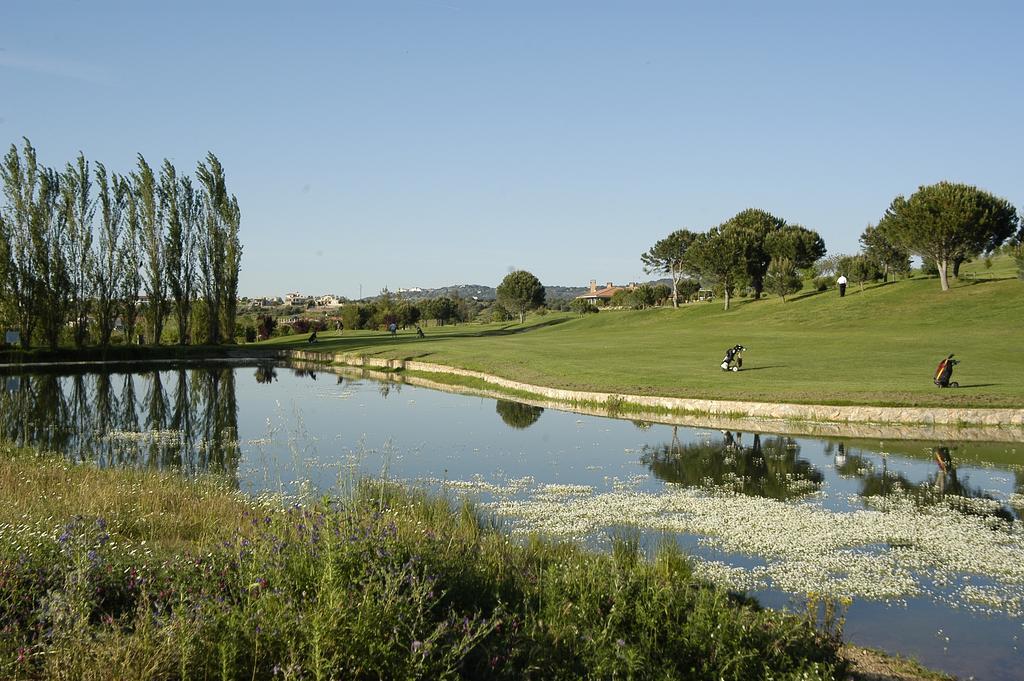 Bluecity Caceres Golf Konforlar fotoğraf